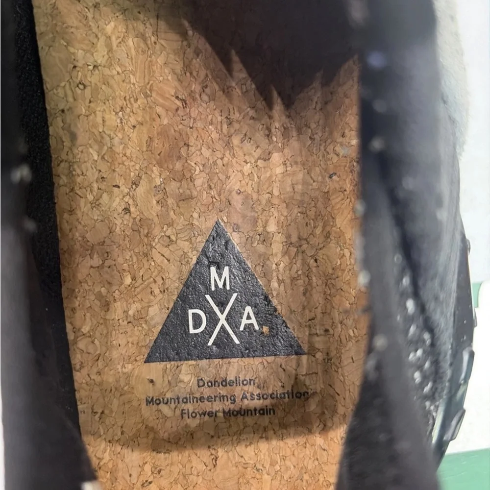Men's Gray Slip-On Sneakers - DXA